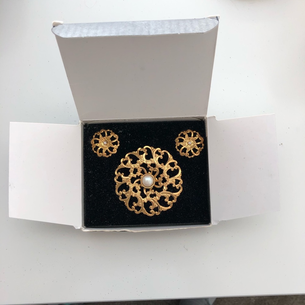 Vintage Avon Earrings and Brooch